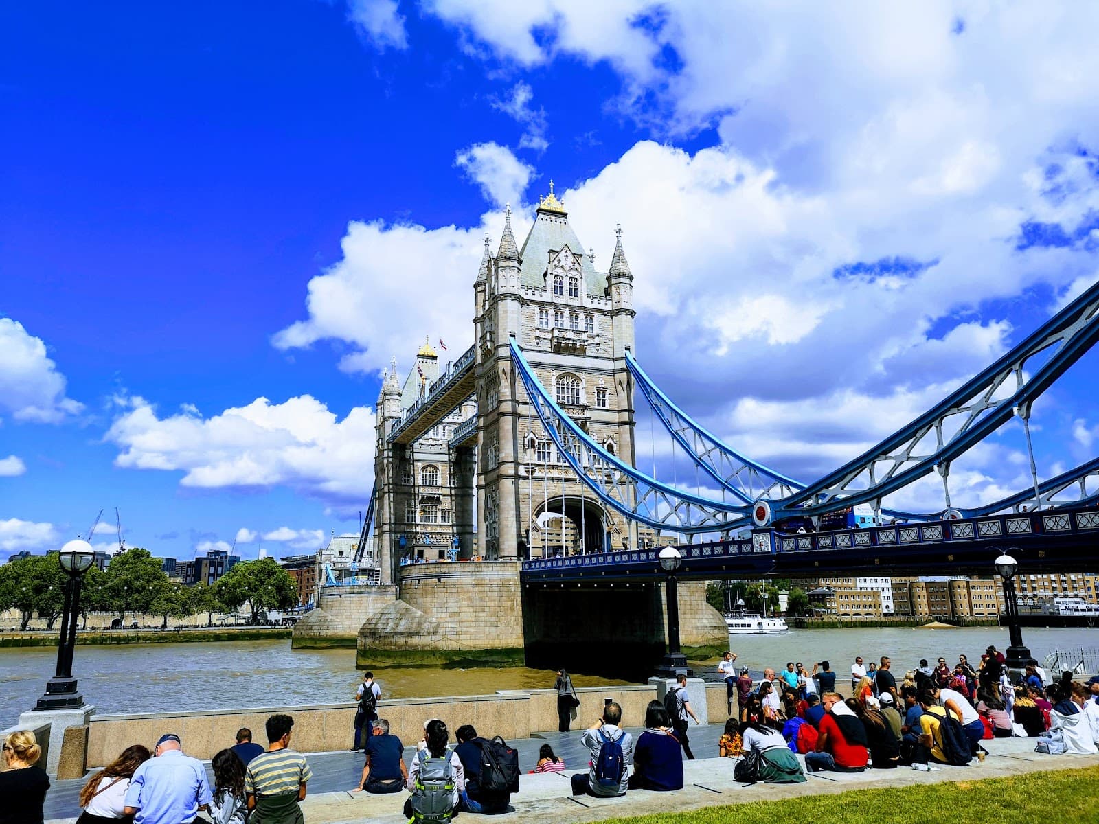 Potters Fields Park